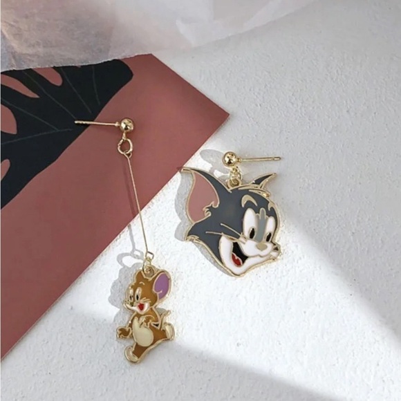 Tom & Jerry Jewelry - 3 For $35 Tom & Jerry Classic Cartoon Gold Tone Stud Mismatch Earrings